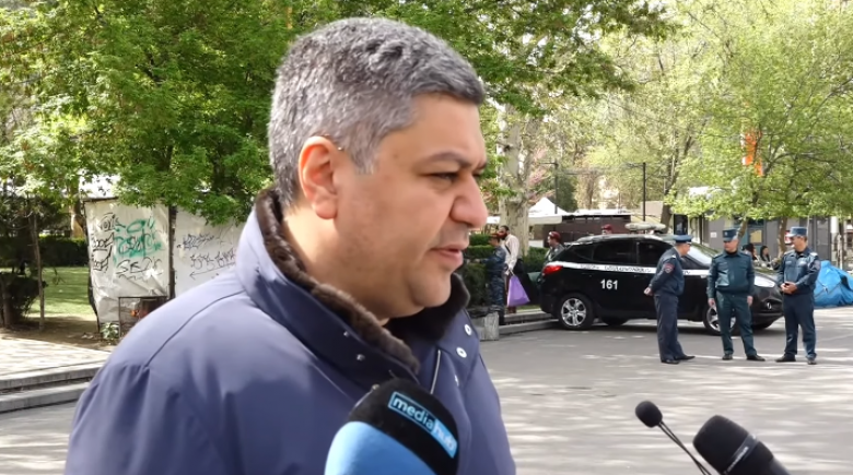 Գլուխները պատով կտան, ինձ կոչումներից կզրկեն, իրենց հոր տնից չեն բերել. Արթուր Վանեցյան